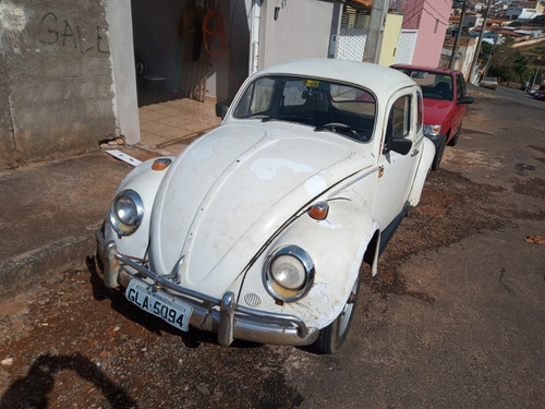 FUSCA VOLKSWAGEN  1300 GRADINHA ANTIGO