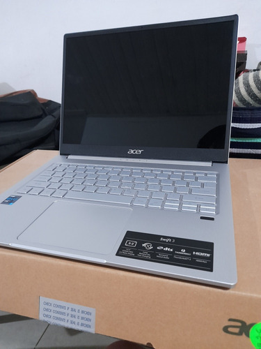 Laptop Acer Swift 3 13.5 I7 8gb 512gb Ssd Windows 10