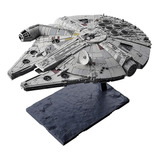 Halcon Milenario Bandai Model Kit Millenium Falcon 1/144