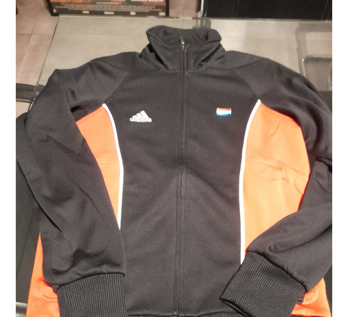 Campera Holanda adidas Impecable - Usada