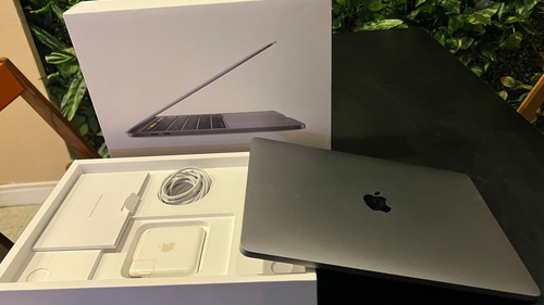 Macbook Pro 13- Inch 256ssd 8gb Ram Apple Cor Cinza-espacial