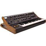Moog 37 Analog Synthesizer / 18.999 Anúcio Free