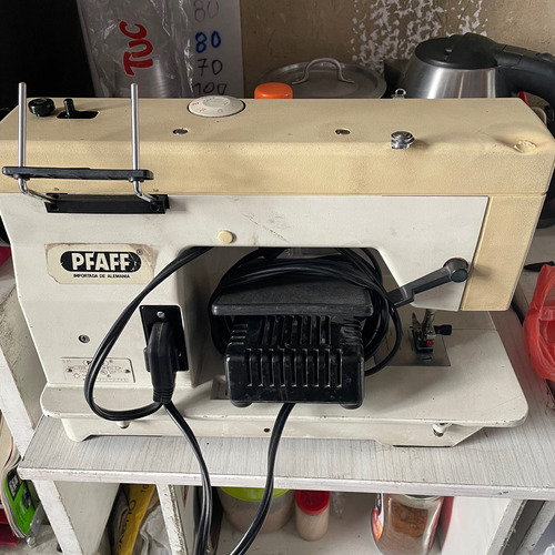 Máquina De Coser Pfaff Hobbymatic 808 Estado Desconocido