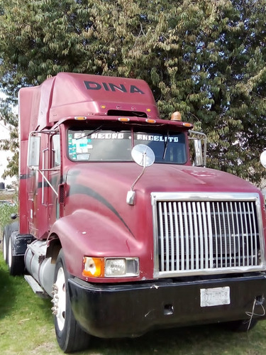 Tractocamion Dina 