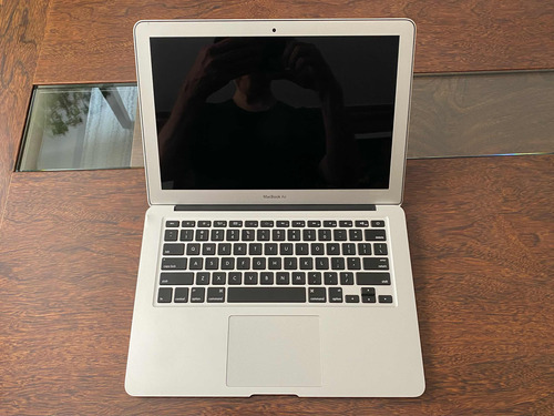 Macbook Air 13 | A1466 | 2,2ghz Core_i7 | 8gb | 512gb