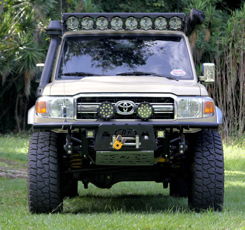 Parachoque Extremo Toyota Land Cruiser S71 Bt4x4 (2 Leds) Foto 2