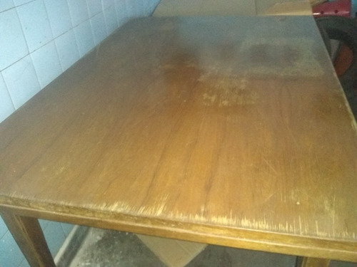 Vendo Mesa De 1.50 X 090 De Petiribi + 4 Sillas