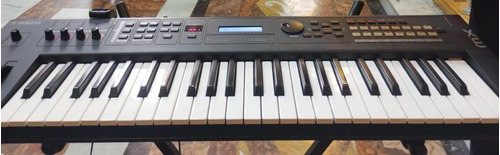 Sintetizador Yamaha Mx49
