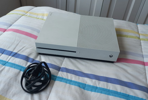 Xbox One S 500gbs Un Control.se Vende El Segundo Separado