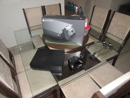 Microsoft Xbox One X 1tb Standard Cor  Preto