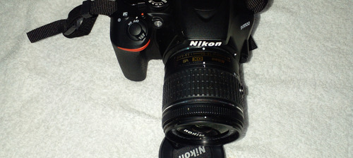 Camara Nikon D5300 + Estuche Transporte + Cargador + Bateria