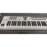 Controlador Midi Arturia Keylab Essential 49 +