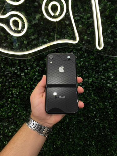 iPhone XR 64gb Black Seminovo