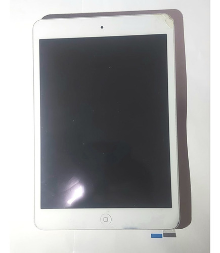 iPad Apple Mini 1st Gen 2012 A1432 7.9  16gb Blanco