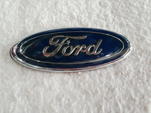 Emblema Parrilla Ford Fiesta 9,5l X 3,7 Foto 4