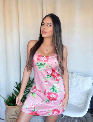 Hermosas Pijamas En Batola Estampada En  Flores 