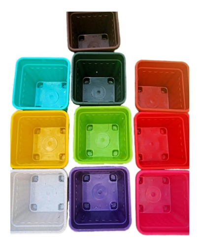 Pack 5 Maceteros Plásticos Cuadrados 15 Cm / Varios Colores