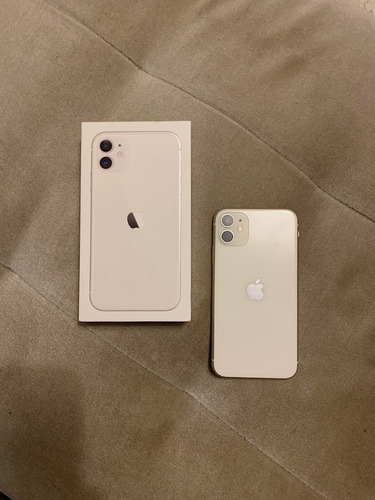 Apple iPhone 11 (64 Gb) - Branco