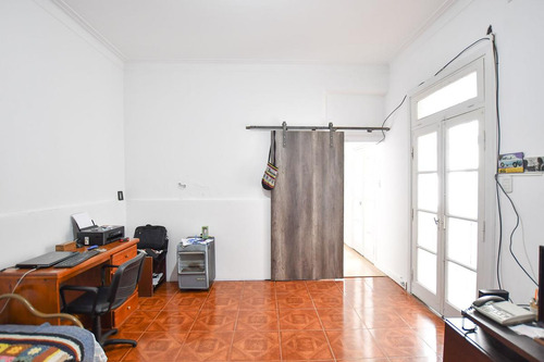 Ph En Venta - 2 Dormitorios 1 Baño - 93,44mts2 - La Plata