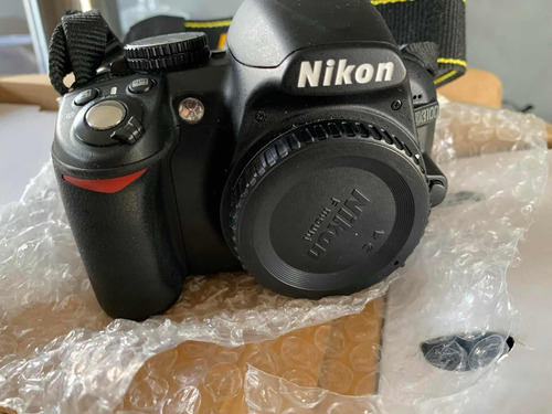 Câmera Fotográfica Nikon 3100 + Lente 18-55