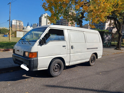 Mitsubishi L300 Furgon