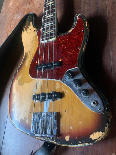 Bajo Fender Jazz Bass 1972