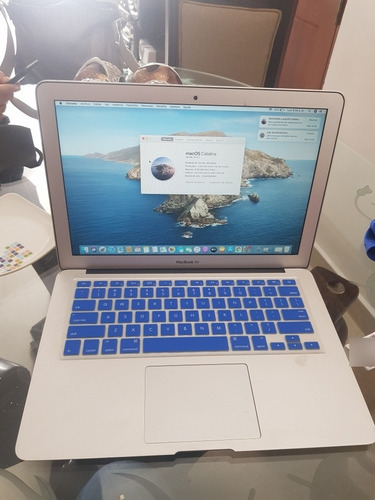 Macbook Air  Apple Core I 7 
