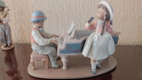 Lladró  Pianista Y Cantante De Jazz  Figura De Porcelana 