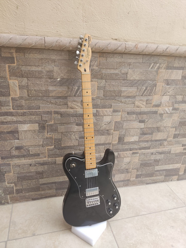 Squier Telecaster Deluxe Vintage Modified.