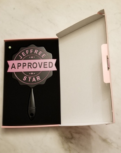Jeffree Star Cosmetics Approved Stamp Mirror Ver Detalle