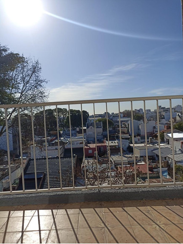 4 Ambientes Con Habitación De Servicio, Cochera Y Doble Baulera. En Venta! - Imagen 4