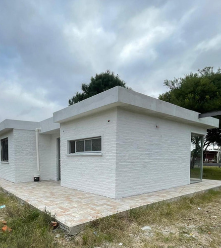 Venta Casa 2 Dormitorios En Bello Horizonte - Imagen 4
