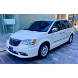 Chrysler Town & Country - Impecable Estado - Dueño Vende