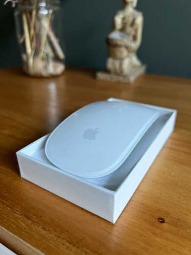 Apple Magic Mouse 2