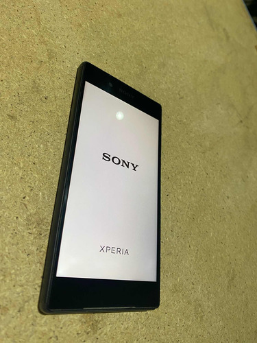 Celular Sony Xperia Z5 Funcionando