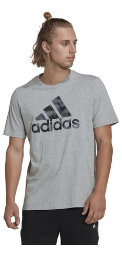 Polera Urbana Hombre adidas Essentials Gris