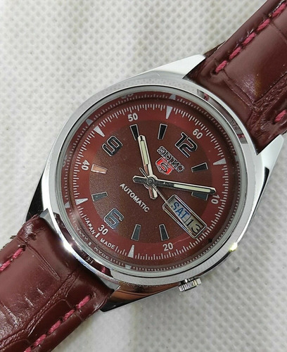 Guto Watches Vende Seiko 5 Automático Day Date 7009 Revisado