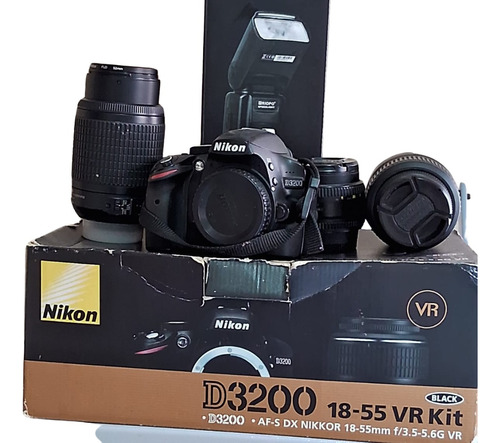  Nikon Kit D3200 +  Acessórios
