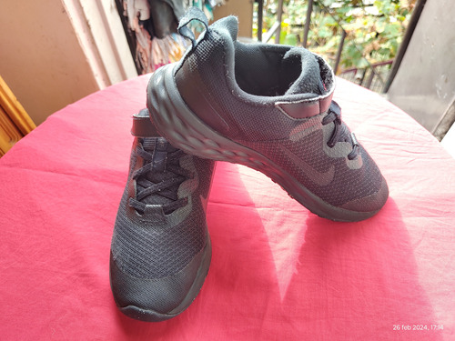 Nike Revolution 6 Jr Negras Original