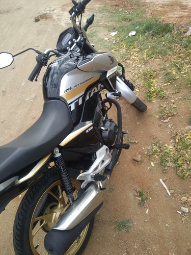 HONDA TITAN