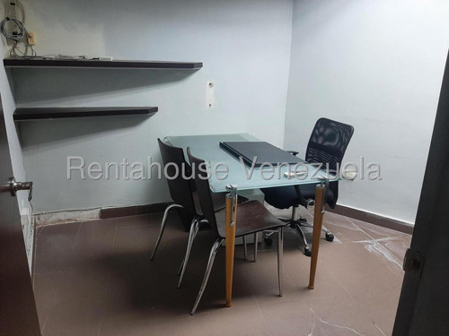 Ms: 25-10610. En Alquiler Oficina Y Depósitos En El C.c Sebucán - Los Dos Caminos. A=120 M2, 2b. - Imagen 4