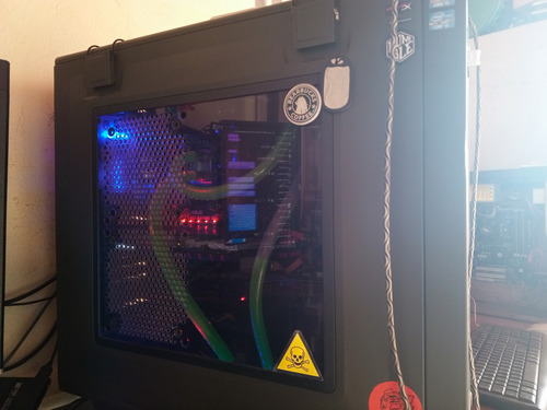 Vendo Pc Gaming Con Monitor 19  Core I3 7350k 24gb Ram