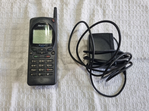 Teléfono Celular Retro. Nokia 2160 (leer, Leer, Leer)