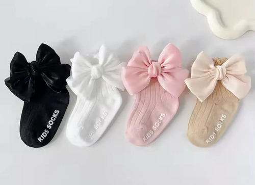 Calcetas Niña/bebe Moño ( 4 Pares )