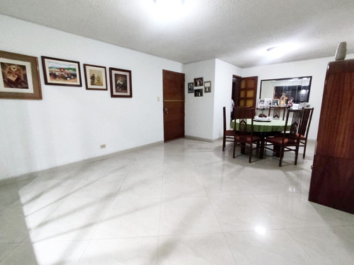 Vendo Departamento - Condominio Camacho - La Molina - Imagen 2