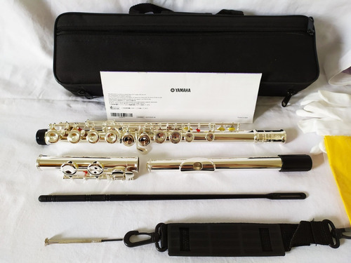 Flauta Transversal Yamaha Yfl-471, Nova, Garantia, Prateada