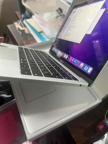 Macbook Pro Touch Bar 2019 2 Thunderbolt 8 Y 128 I5 4 Núcleo