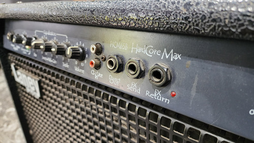 Laney Hardcore Max Hcm65b - Amplificador Para Bajo 65w