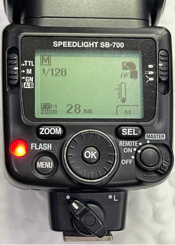 Flash Nikon Sb-700