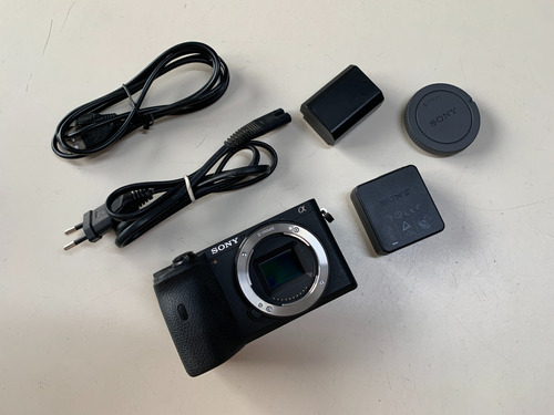 Corpo Câmera Sony Alpha Ilce-6600 A6600 Filma 4k 6mil Clicks